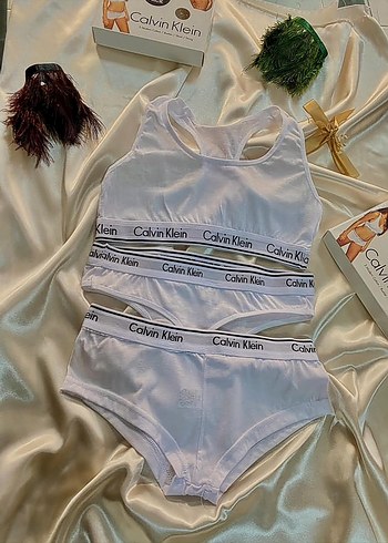 Calvin Klein Beyaz Mini Atlet ve Külot Takımı