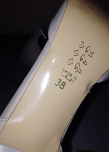 Şampanya Topuklu İncili Ayakkabı  - Görsel 6