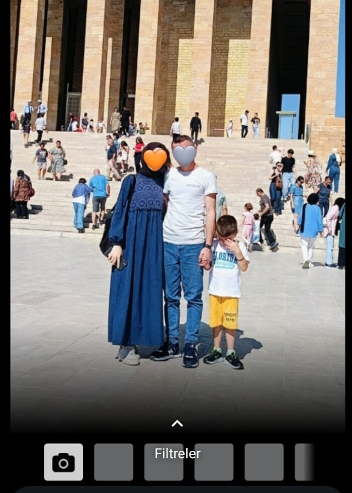 Önü dantelli lacivert tesettür elbise - Görsel 3