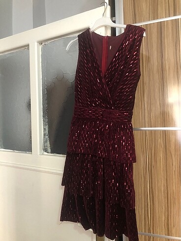 Trendyol & Milla Bordo pullu elbise