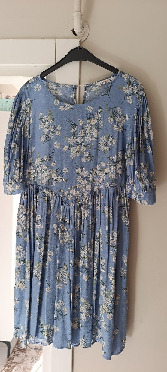 Mavi Çiçekli Uzun Hamile Elbisesi - Görsel 2