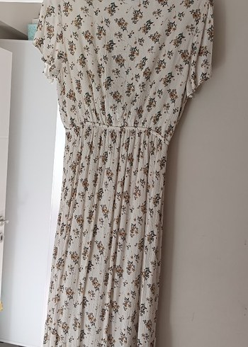 Bej Çiçek Desenli V Yaka Bohem Elbise - Görsel 4