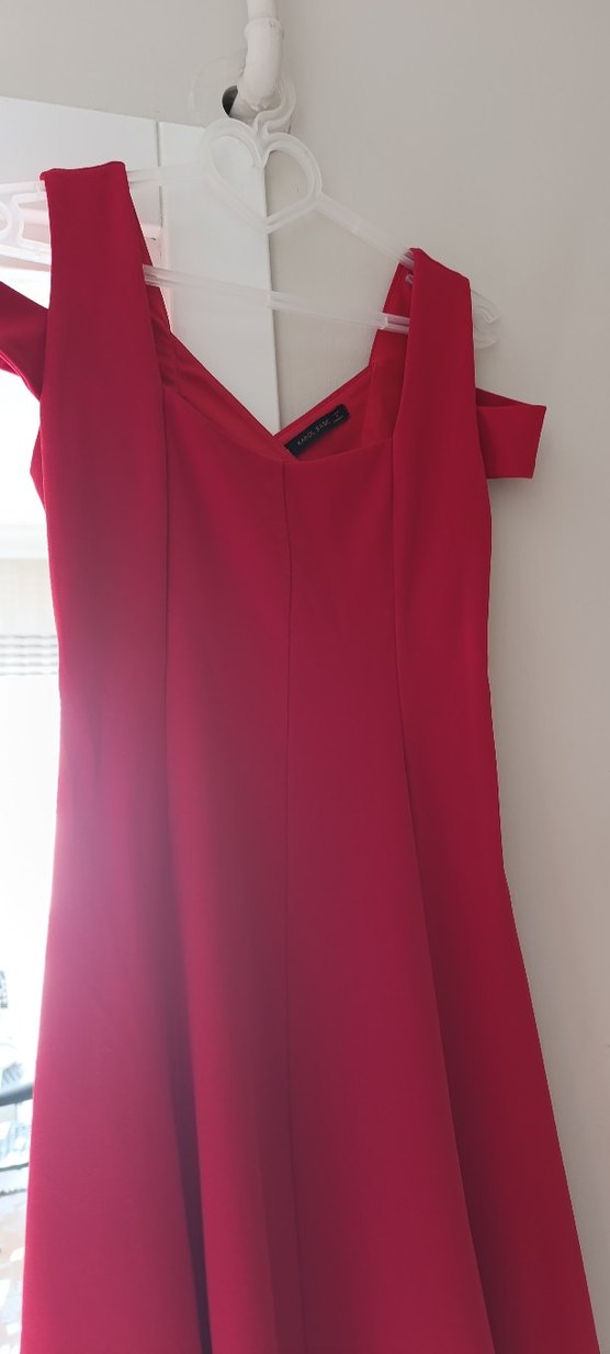 Kırmızı V Yakalı Uzun Abiye Elbise - Görsel 2