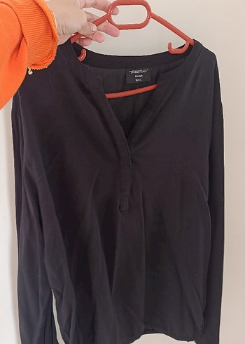 Siyah V Yaka Uzun Kollu Kadın Gömlek - Görsel 3