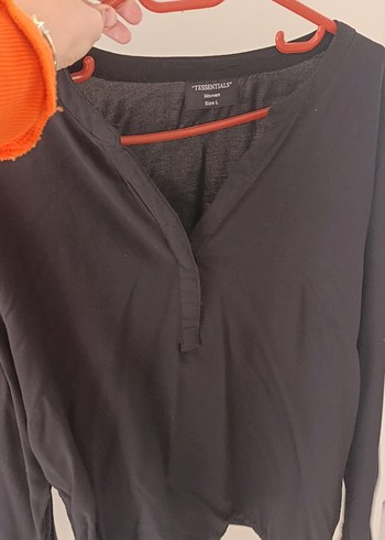 Siyah V Yaka Uzun Kollu Kadın Gömlek - Görsel 4