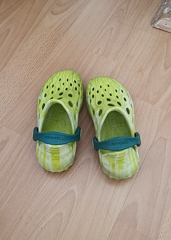 Yeşil Bağcıklı Çocuk Terlik - Görsel 2