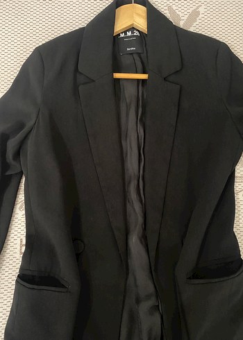 m Beden Bershka Siyah Düğmeli Kadın Blazer Ceket
