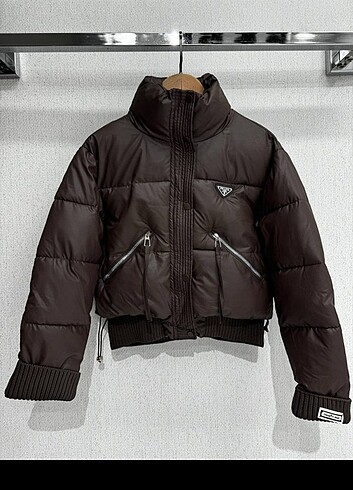 Prada mont