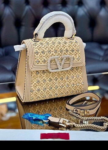 VALENTINO GARAVANI VSLING HANDBAG