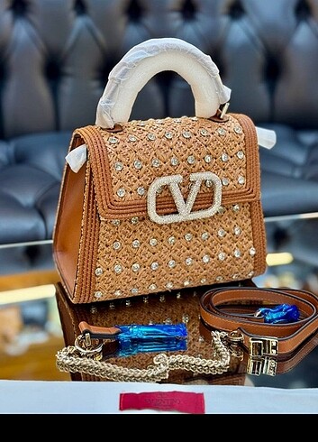 Valentino VALENTINO GARAVANI VSLING HANDBAG