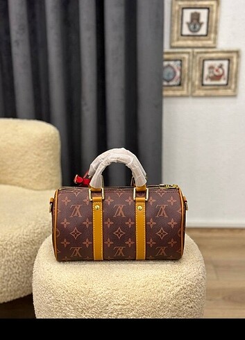 Beden kahverengi Renk LOUIS VUITTON Keepall Bandouliere 25