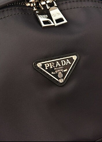  Beden PRADA - Re-Nylon and Saffiano Leather backpack