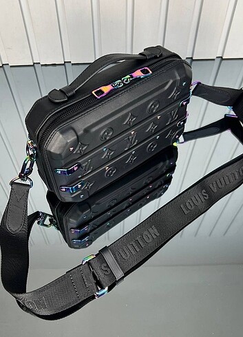  Beden Louis Vuitton Future Trunk