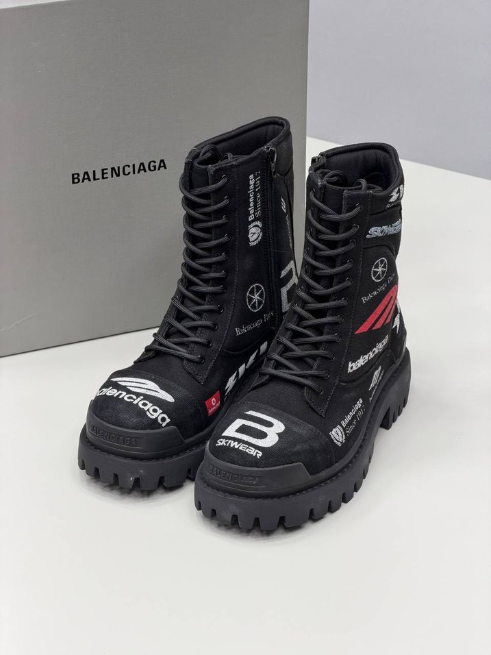 Balenciaga Combat Strike - Görsel 4