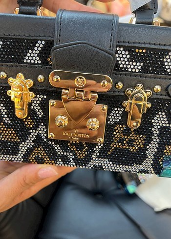 LOUIS VUITTON Petite Malle