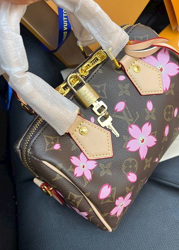 Louis Vuitton LOUİS VUİTTON SPEEDY NANO