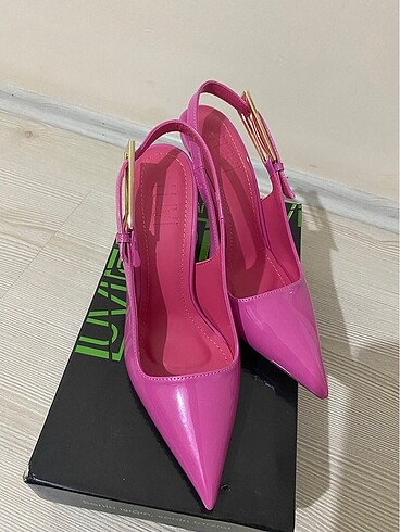 Diğer Stiletto
