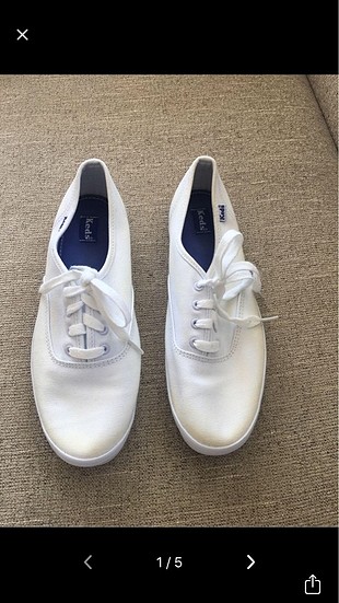 Beyaz sneakers