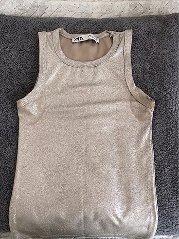 Zara crop