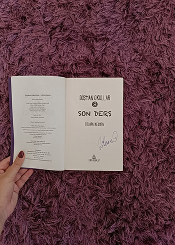 Beden Renk Dilara Keskin - Düşman Okullar Serisi 3 Kitap (İmzalı)