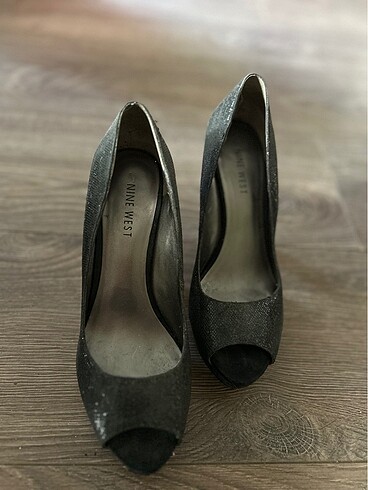 36 Beden siyah Renk Nine west siyah simli şık ayakkabı