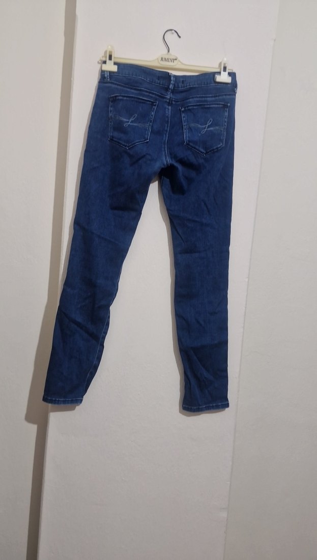 Koyu Mavi Dar Kesim Denim Jean — görsel 2/5