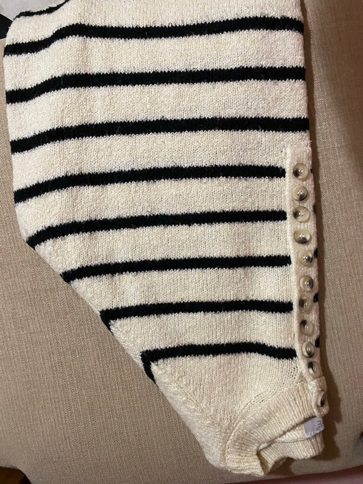 Çizgili Triko Kazak - Görsel 3