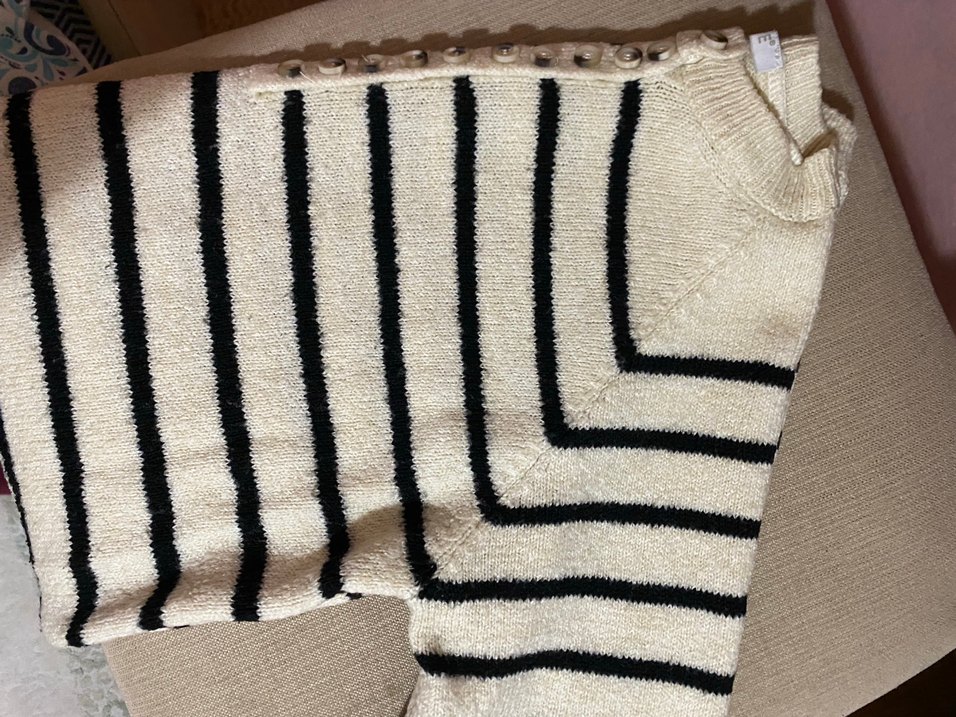 Çizgili Triko Kazak - Görsel 2