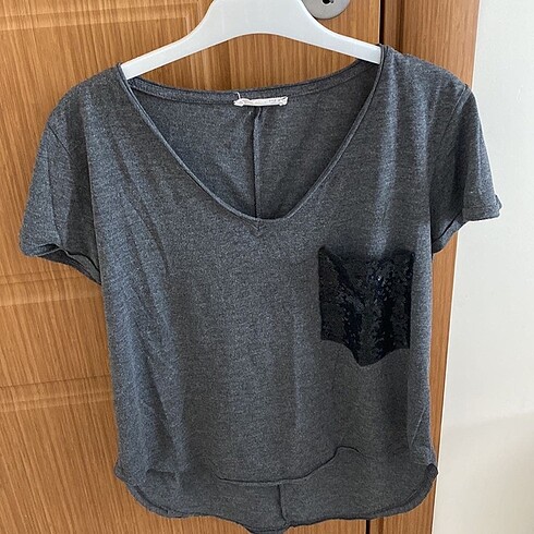 Cep Detaylı Tshirt