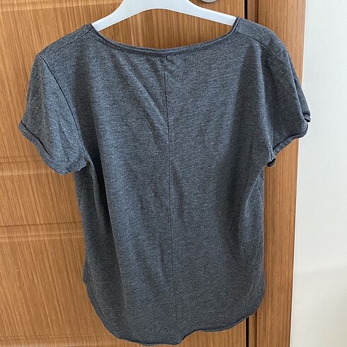 Diğer Cep Detaylı Tshirt