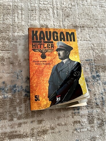 Kavgam adow hitler
