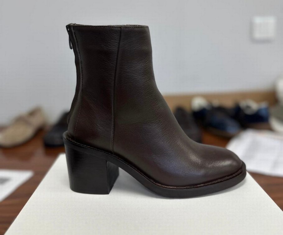 Kahverengi Deri Kadın Topuklu Bot - Görsel 3