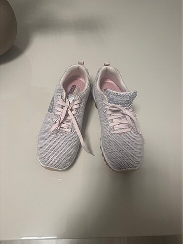 Skechers spor ayakkabı