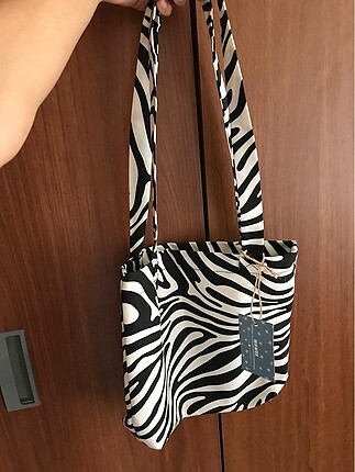 Zebra bez çanta