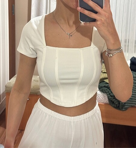 Beyaz crop