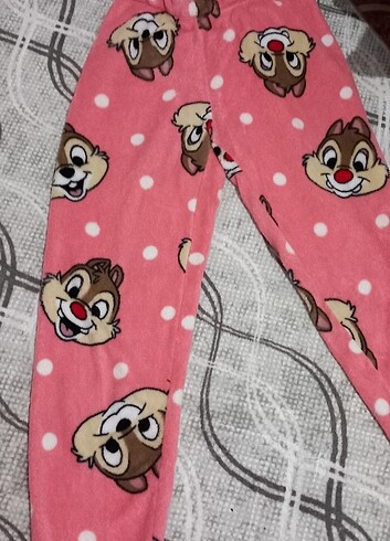 Walt Disney World Disney karakterli pijama 