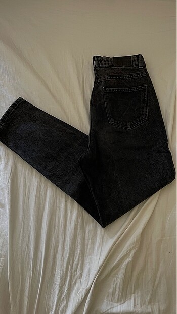 34 Beden siyah Renk Siyah Jean
