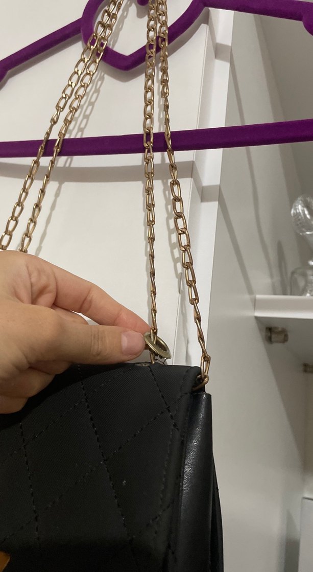 Zincir Detaylı Siyah Deri Yılan Desenli Çanta - Görsel 3