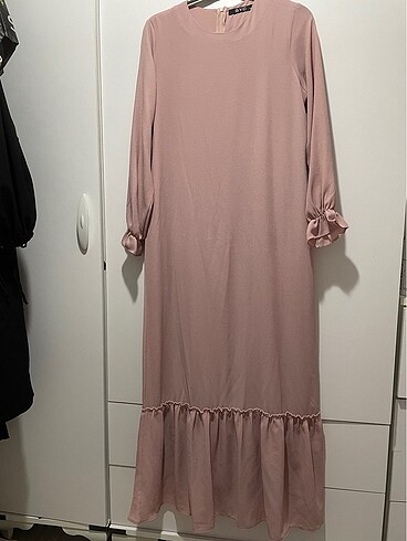 Toz pembe tesettür elbise
