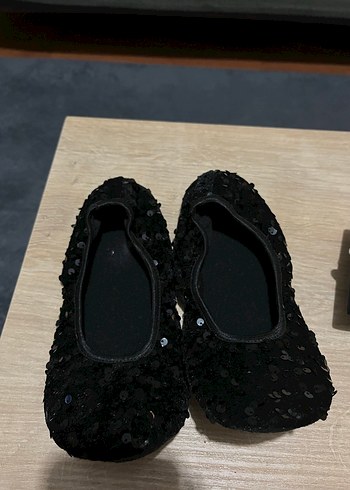 Kız Çocuk Siyah Payetli Babet Ayakkabı Ev Ayakkabı - Görsel 5
