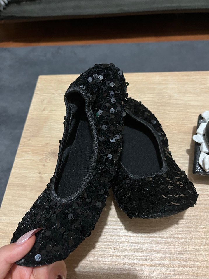 Kız Çocuk Siyah Payetli Babet Ayakkabı Ev Ayakkabı - Görsel 2