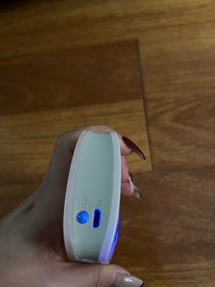 Beyaz Taşınabilir Power Bank Şarj Cihazı - Görsel 5