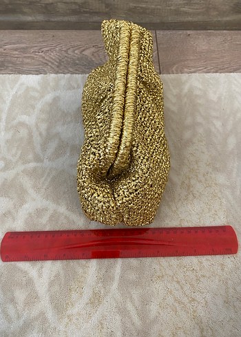 Mango Altın Renkli Hasır Örgü Kadın Portföy Clutch Çanta