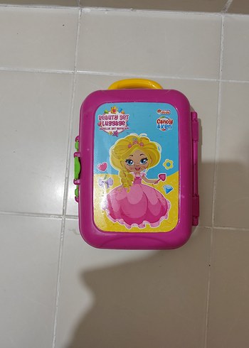  Beden kız çocuk oyuncak bavulu