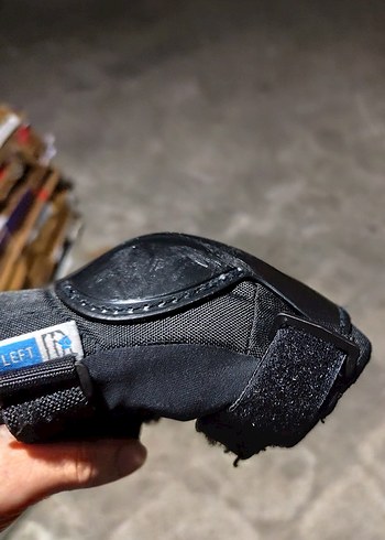 Siyah Biker Stil Kauçuk Motosiklet Dizliği - Görsel 2