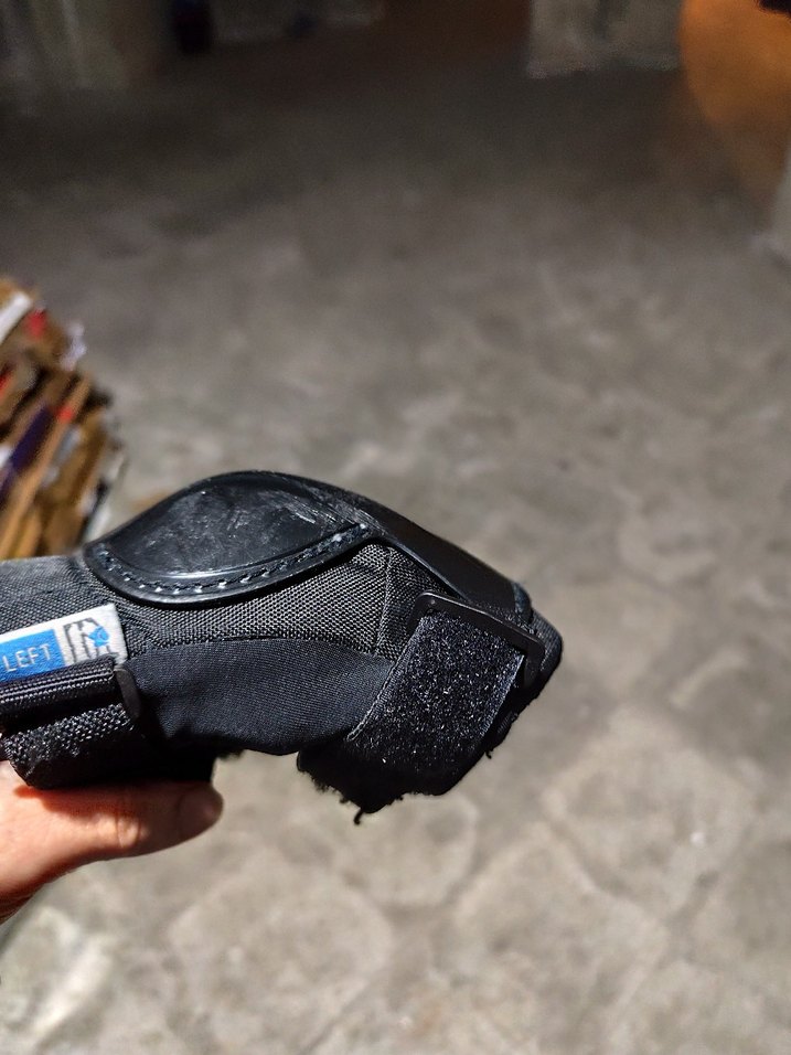 Siyah Biker Stil Kauçuk Motosiklet Dizliği - Görsel 4