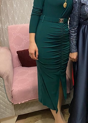 Kemerli Koyu Yeşil Uzun Kadın Elbise - Görsel 2