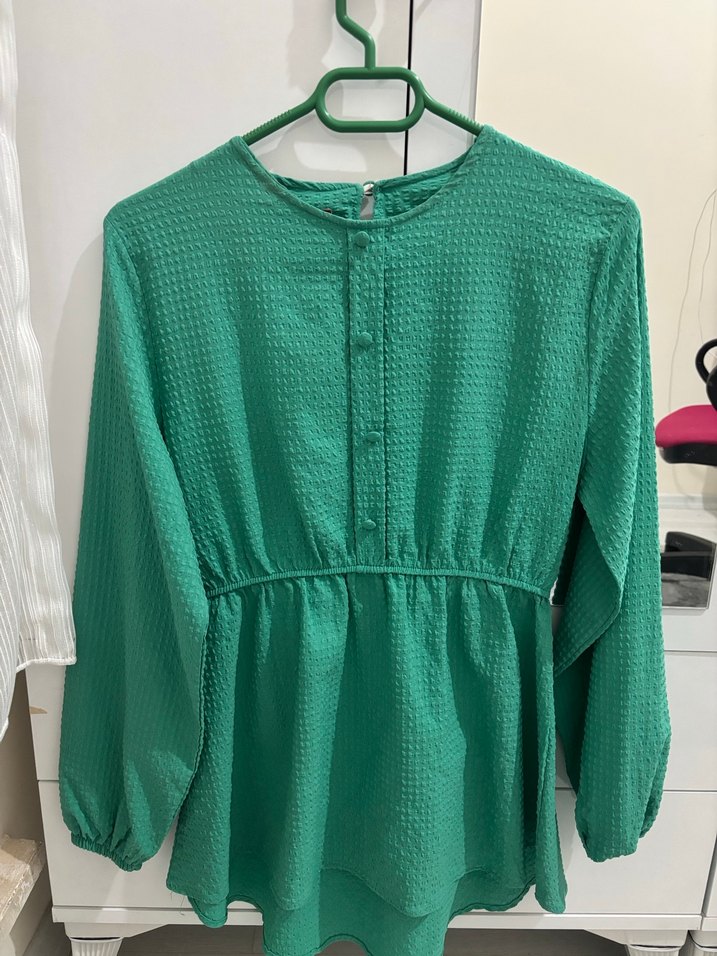 Düğmeli Yeşil Bluz - Görsel 2