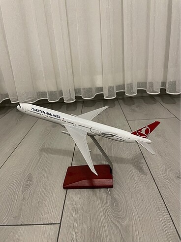  Beden Turkısh airlans uçak maketi