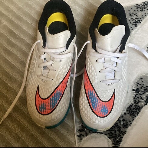 Nike Hypervenom Çocuk Krampon
